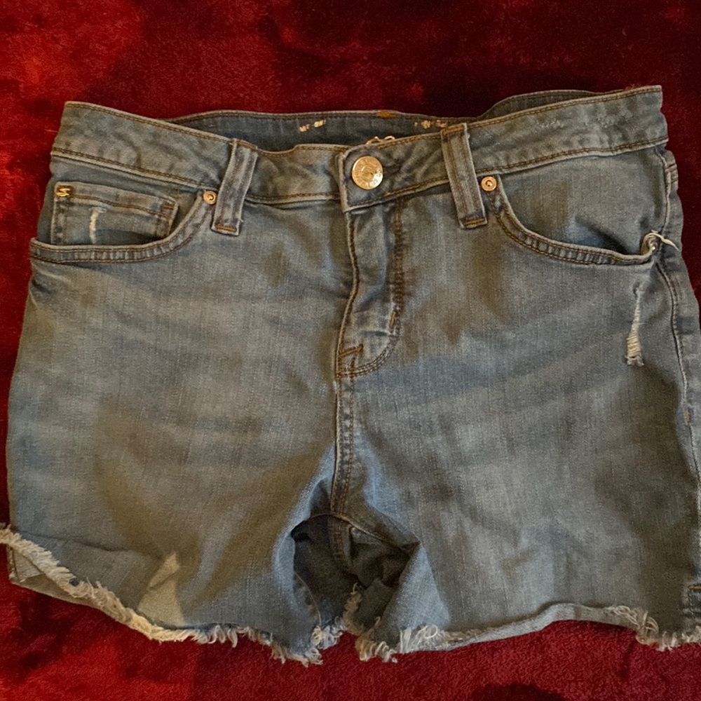 Jean shorts.